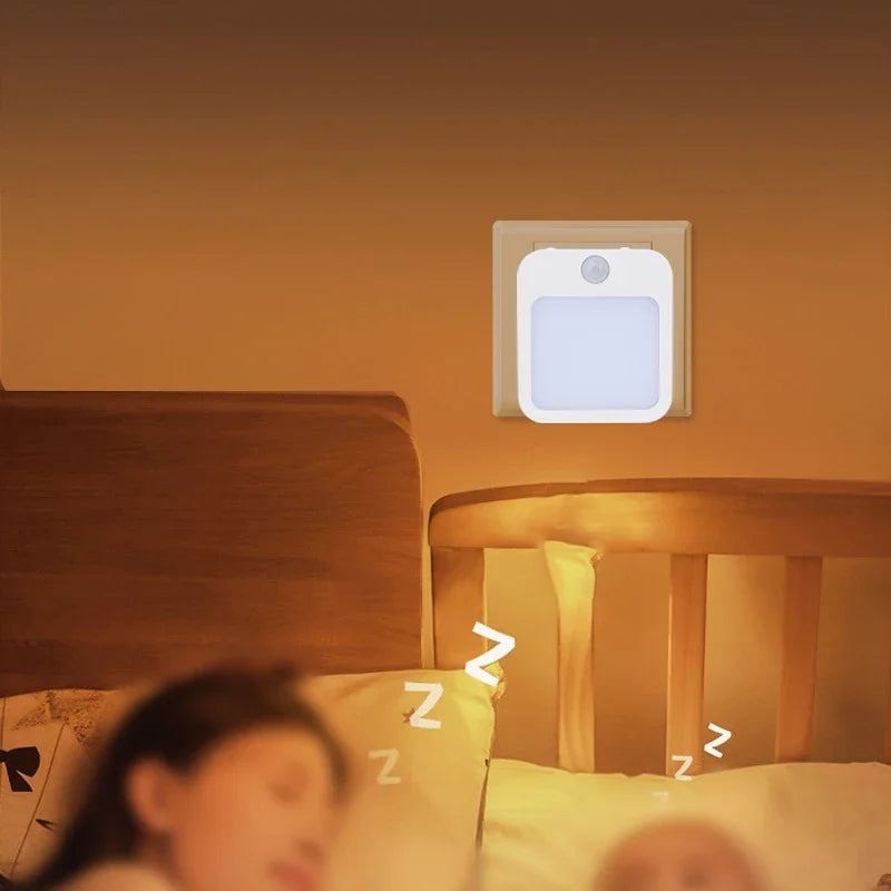 Luce Notturna LED con Sensore di Movimento – Spina EU/US per Camera dei Bambini