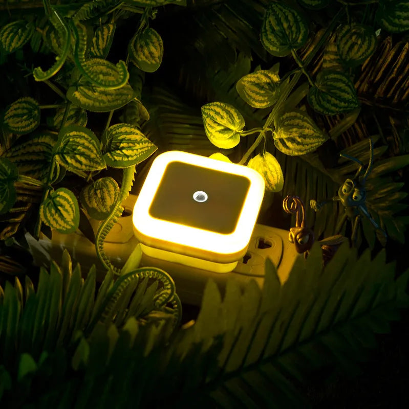 Luce Notturna LED Wireless con Sensore – Spina EU/US per Camera dei Bambini