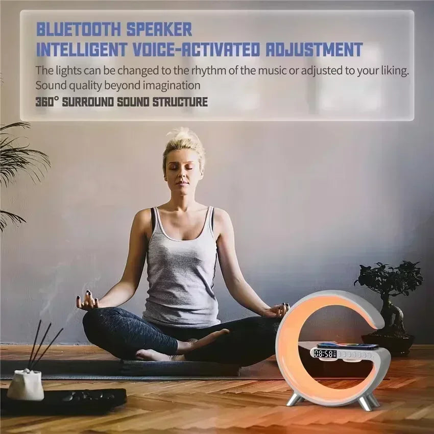 Sveglia LED Smart RGB con Altoparlante Bluetooth e Ricarica Wireless 15W