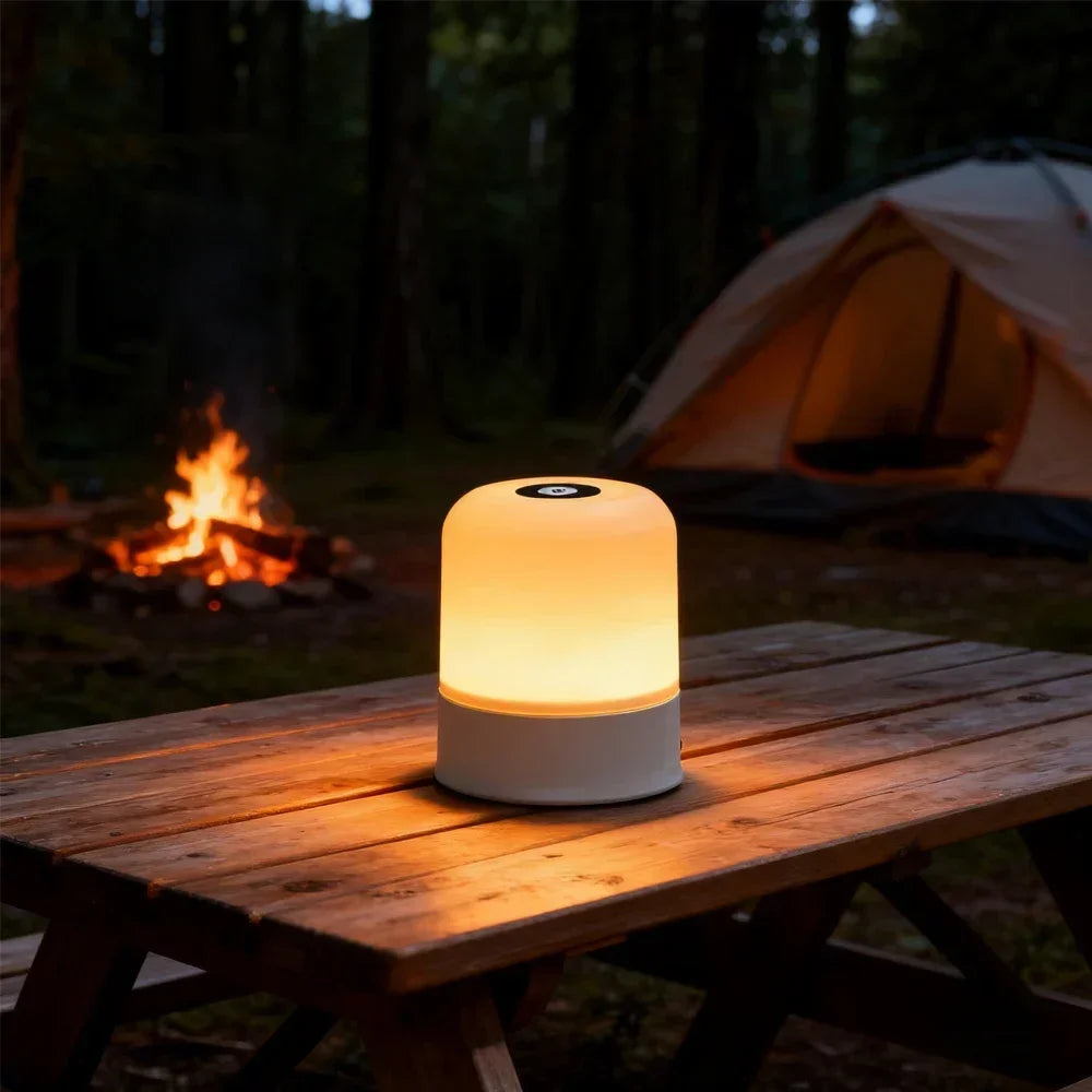 Lampada LED RGB Dimmerabile da Tavolo con Touch Screen – Ricaricabile o a Spina